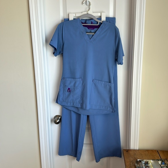 Carhartt scrub set - Picture 1 of 13